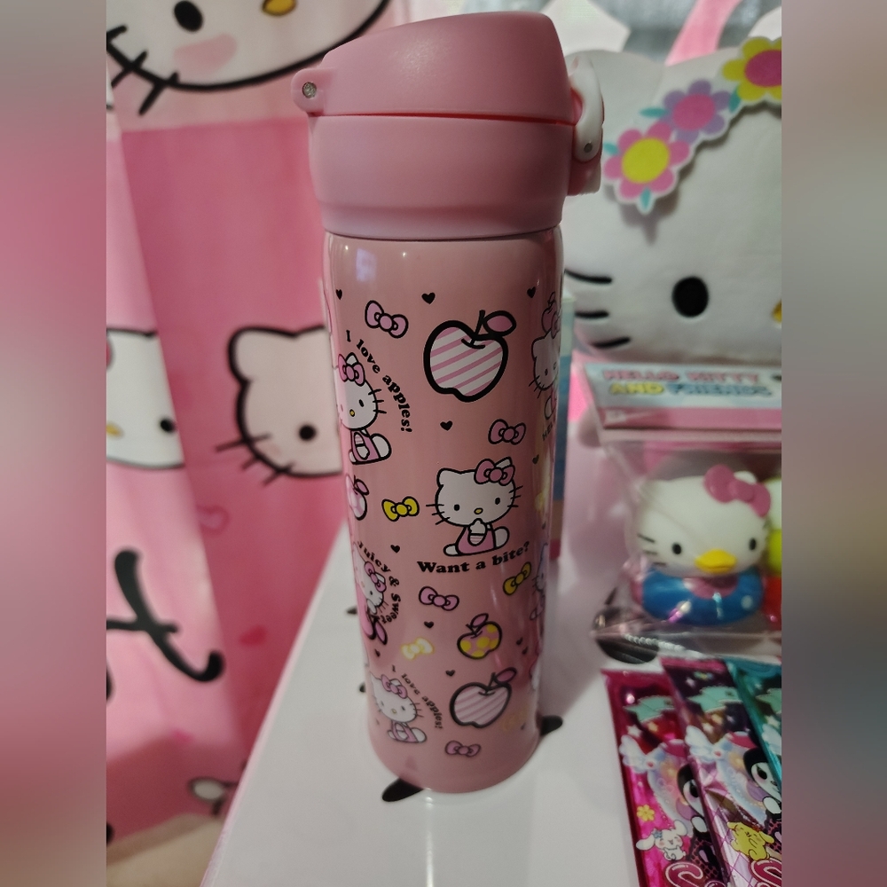 Hello Kitty Easter Bundle - Picture 8 of 12